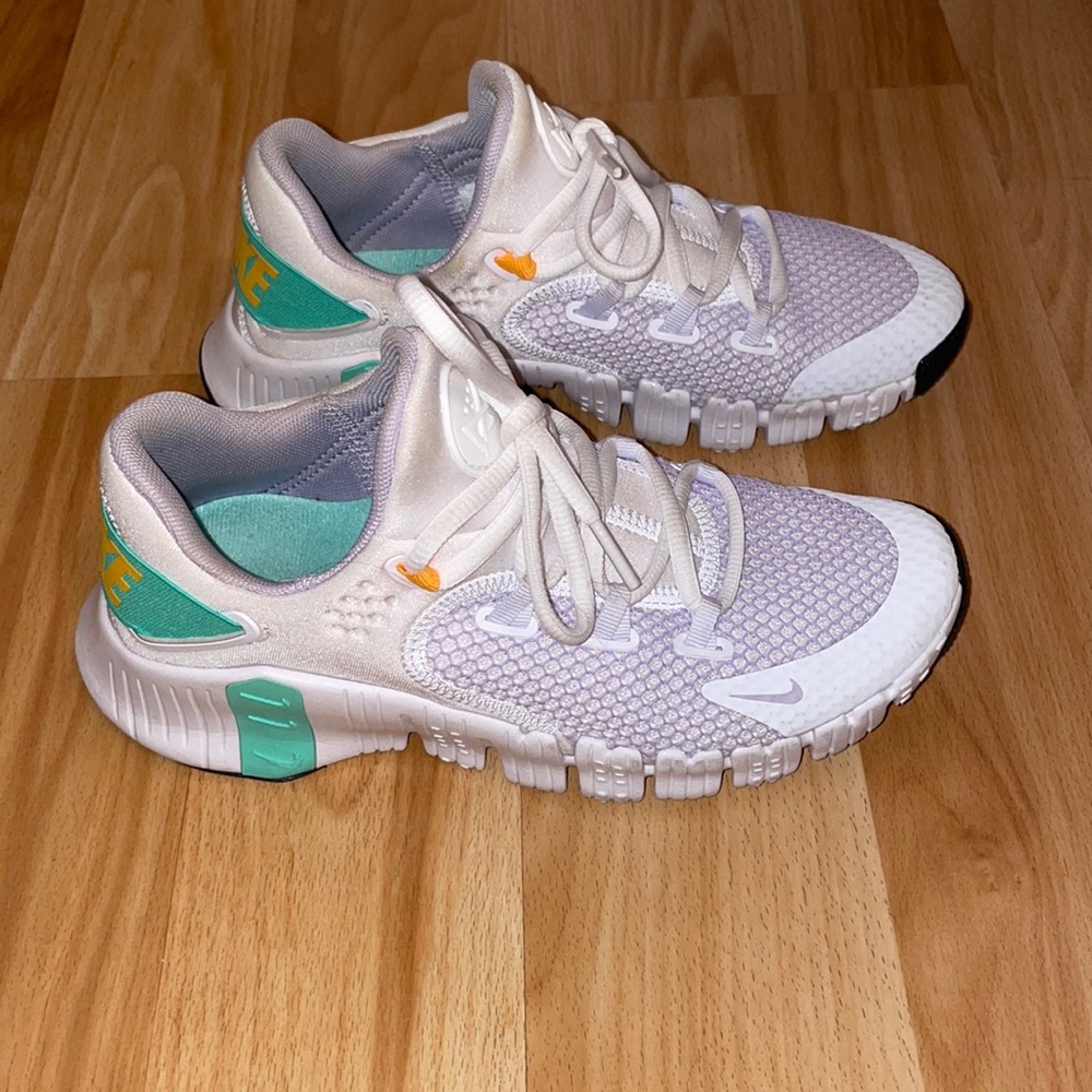 nike metcons size 6
